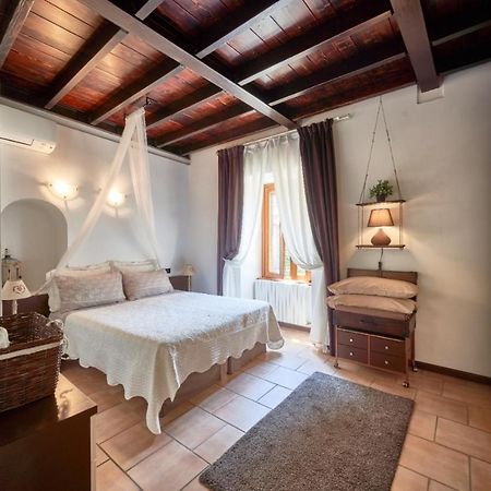 Porto Valentino 2 Apartment Sirmione Bagian luar foto