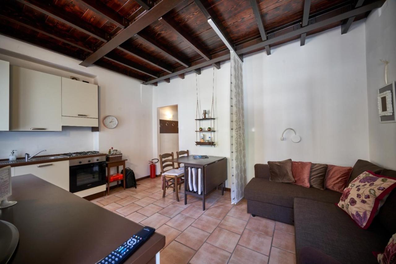 Porto Valentino 2 Apartment Sirmione Bagian luar foto
