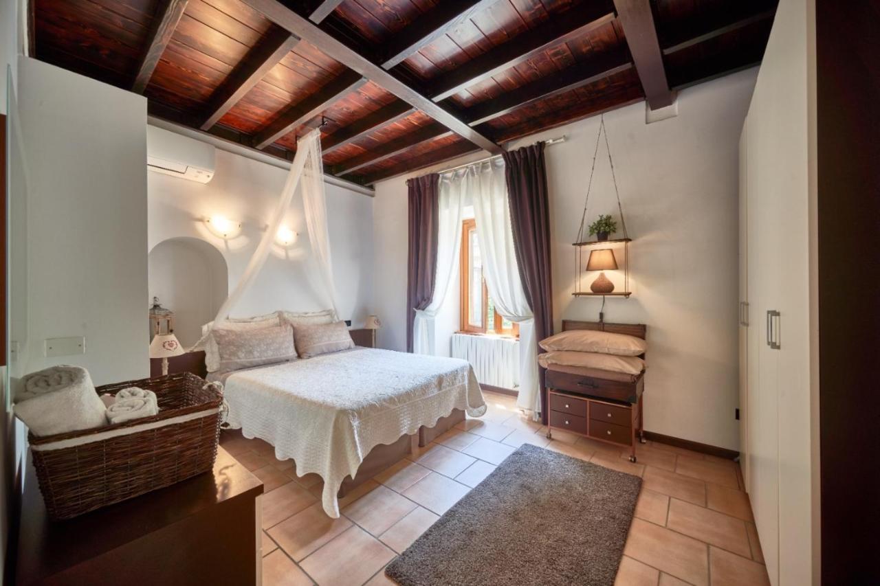 Porto Valentino 2 Apartment Sirmione Bagian luar foto