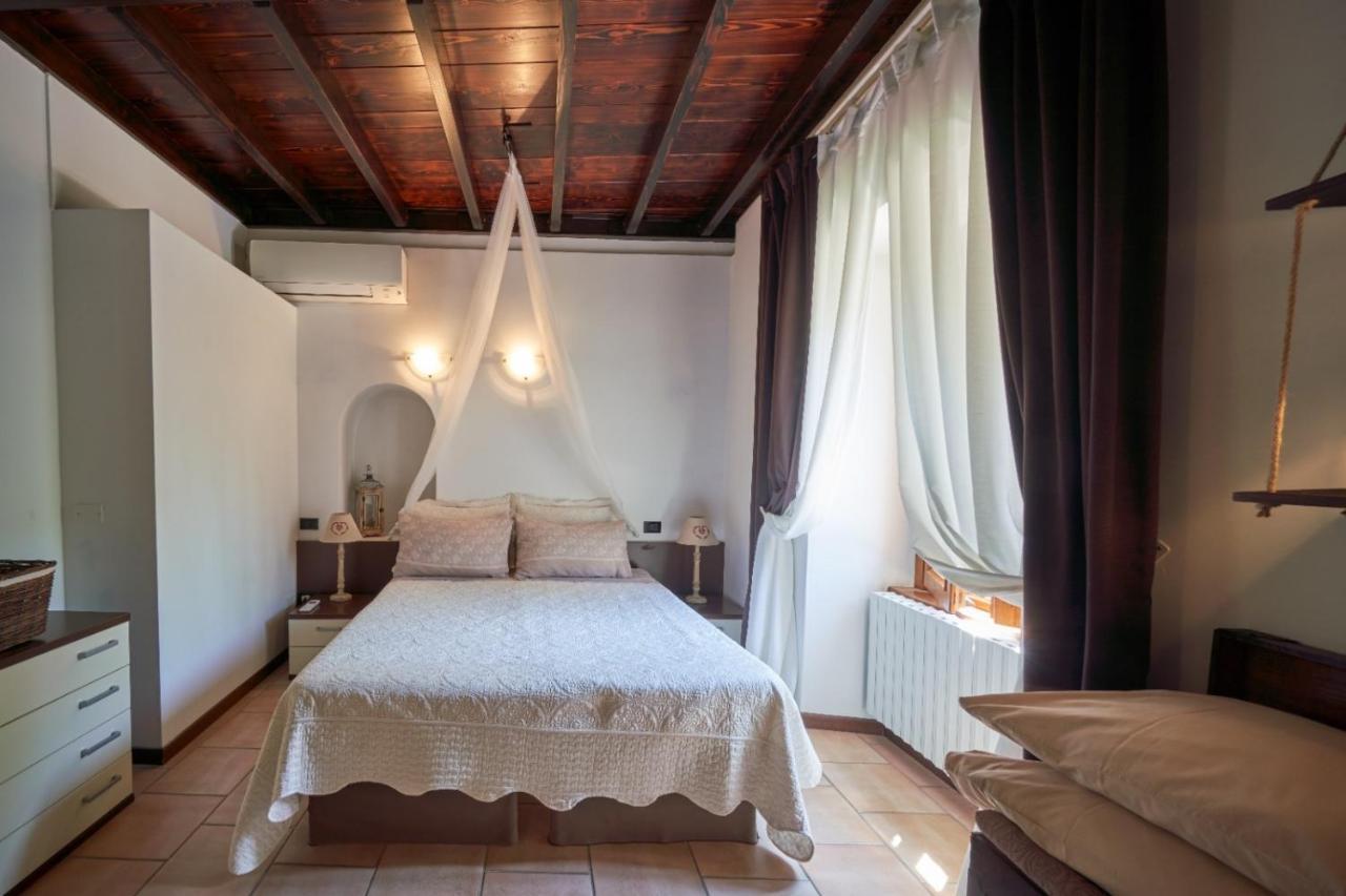 Porto Valentino 2 Apartment Sirmione Bagian luar foto