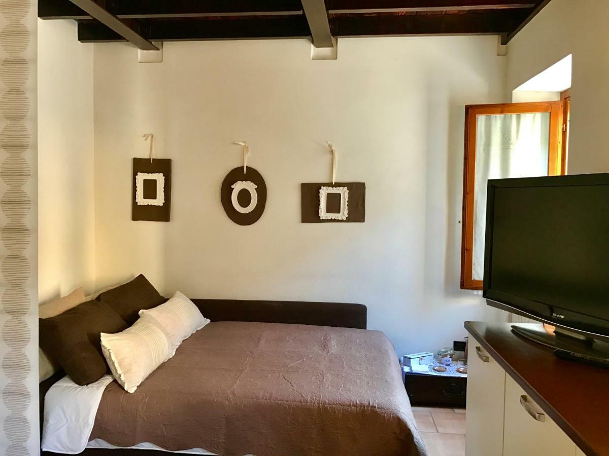 Porto Valentino 2 Apartment Sirmione Bagian luar foto