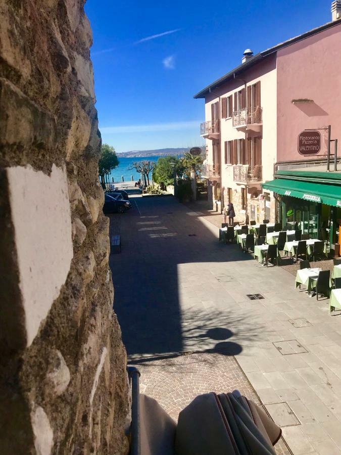 Porto Valentino 2 Apartment Sirmione Bagian luar foto